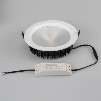Светодиодный светильник LTD-220WH-FROST-30W Day White 110deg
